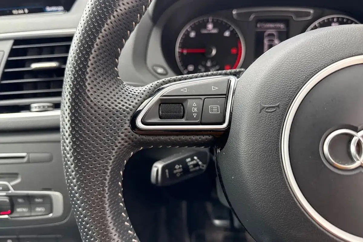 2018-audi-q3-20-tdi-quattro-s-line-edition-150ps-big-47