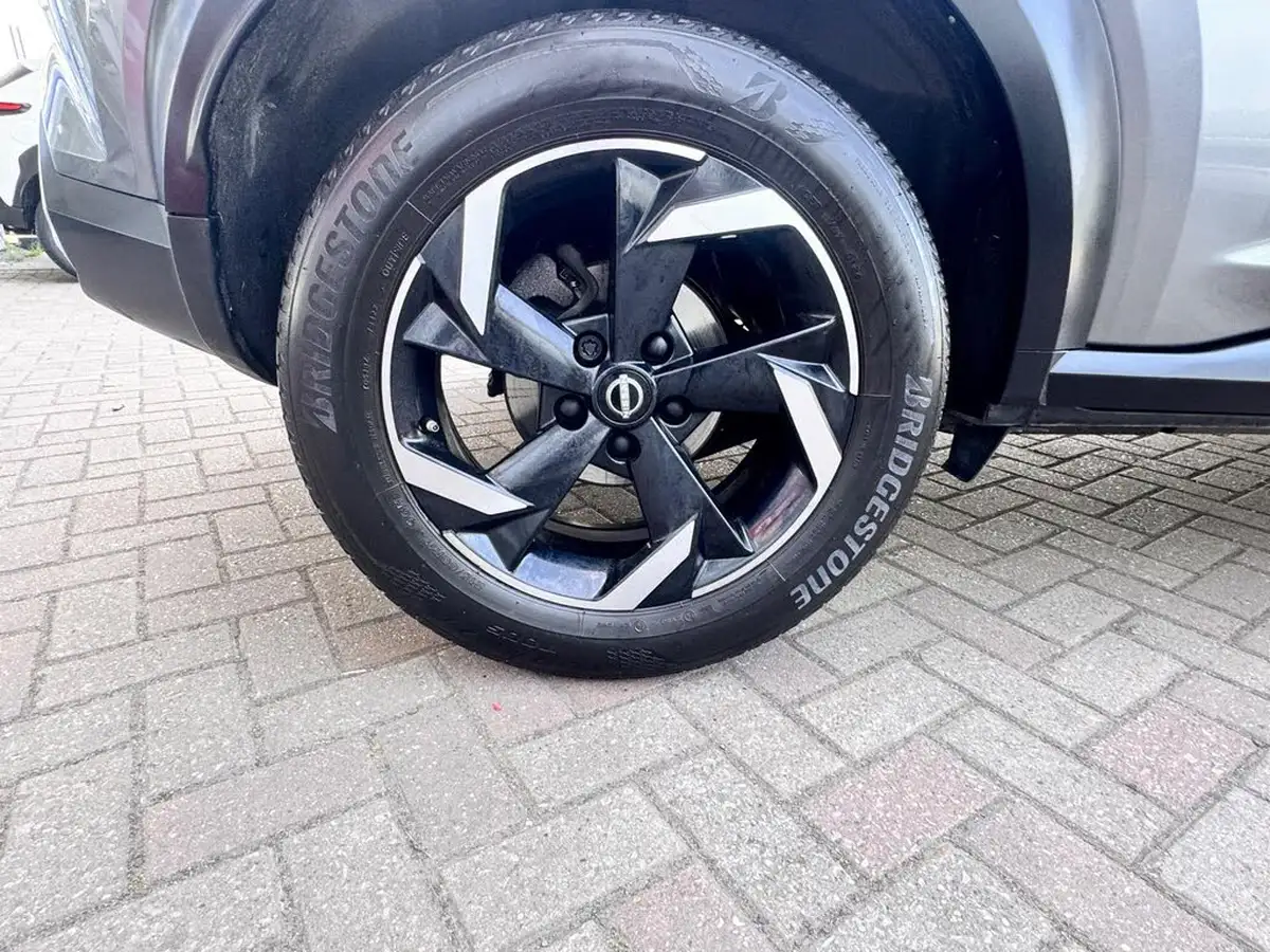2024-nissan-juke-10-dig-t-n-connecta-big-13
