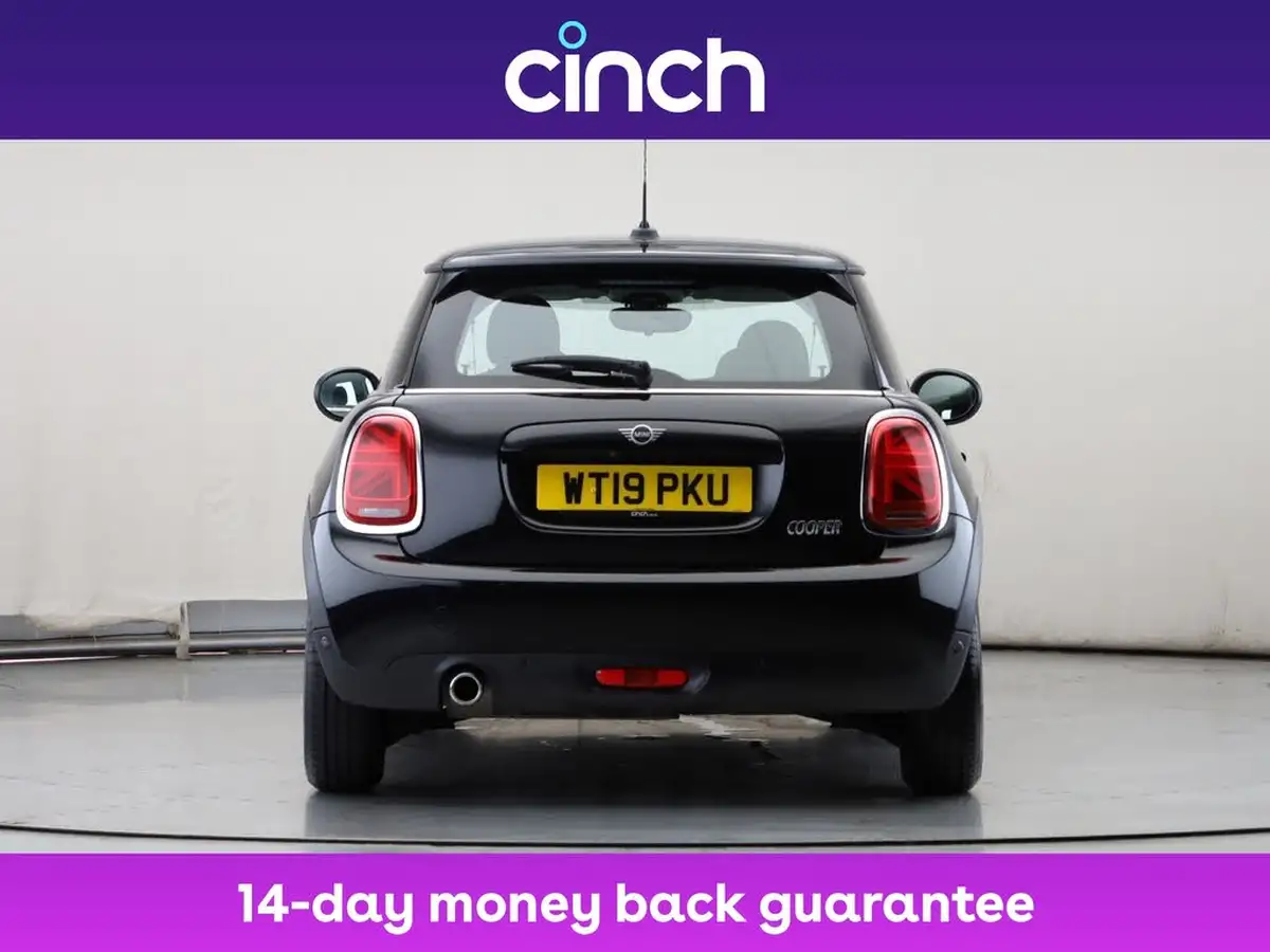 2019-mini-cooper-15-cooper-classic-hatchback-3d-big-7
