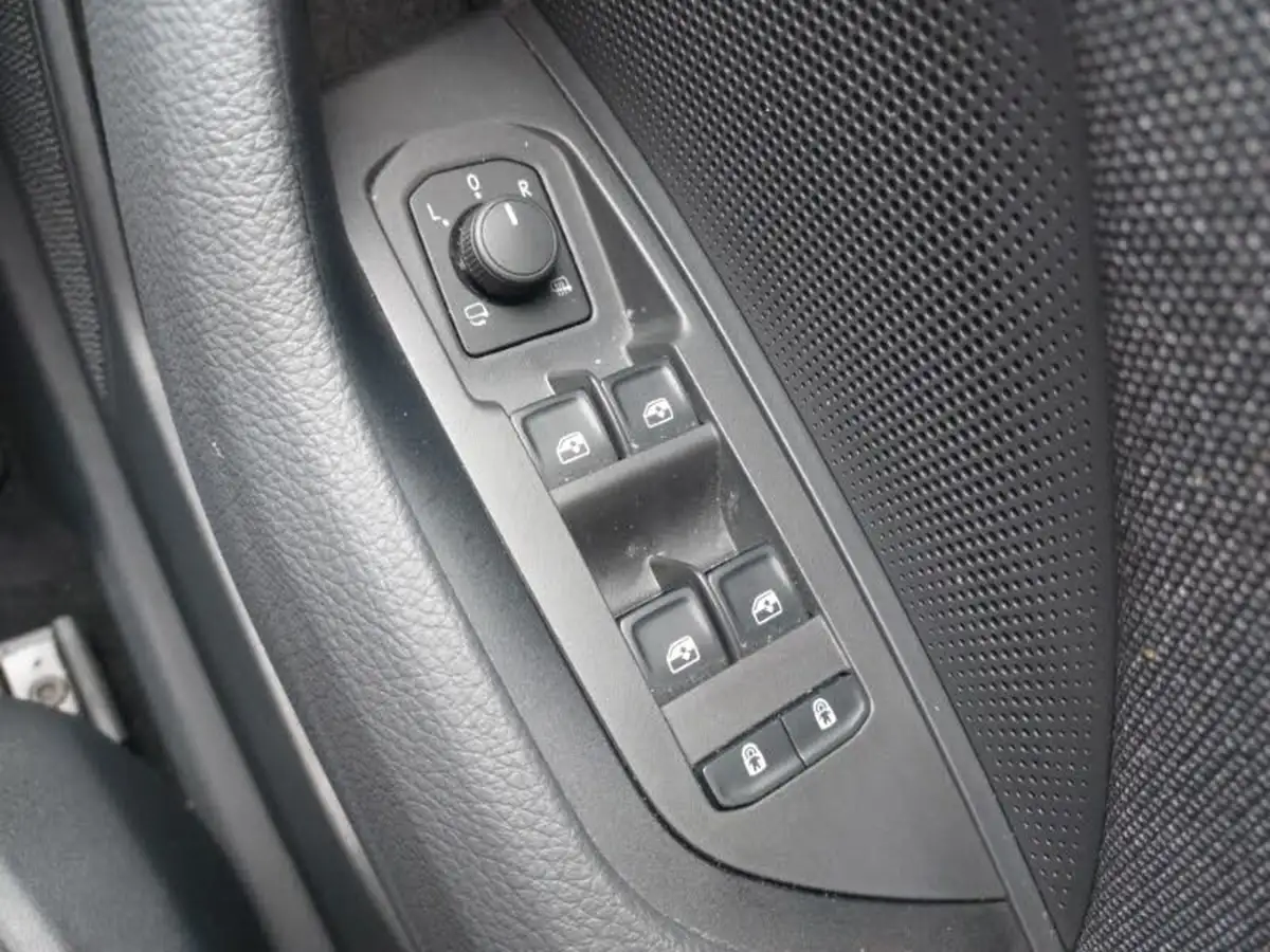 2024-skoda-kodiaq-15-tsi-se-204ps-iv-5-dsg-big-11