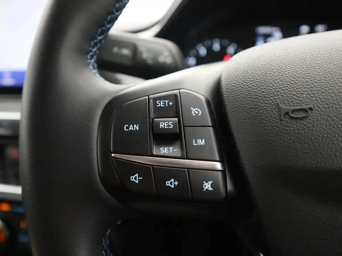 2022-ford-fiesta-10t-active-125ps-hybrid-mhev-powershift-big-33