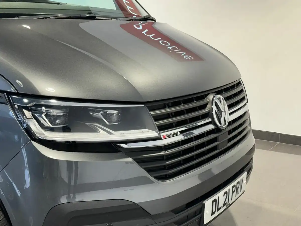 2021-volkswagen-transporter-20bitdi-t32-highline-bmt-swb-204pseu6d-panel-van-big-5