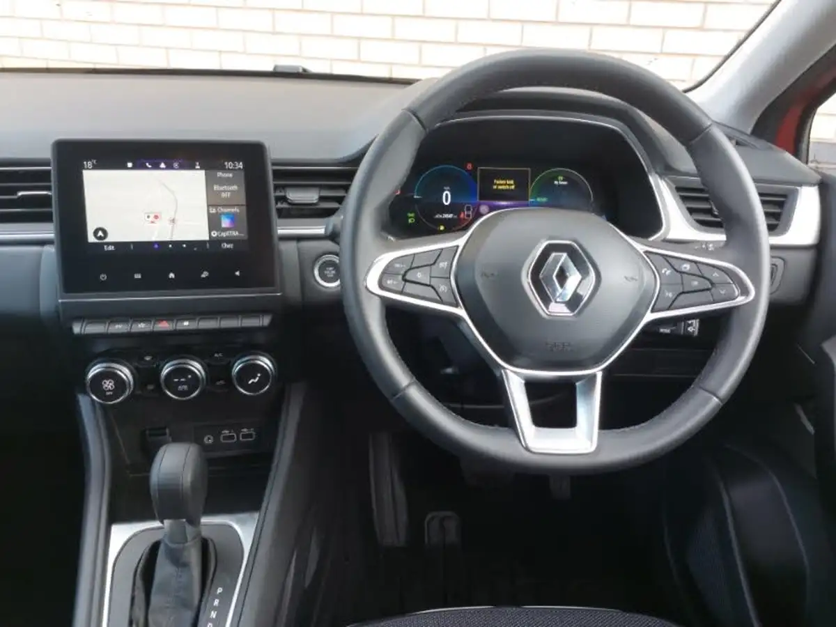 2023-renault-captur-16-techno-160ps-plug-in-big-6