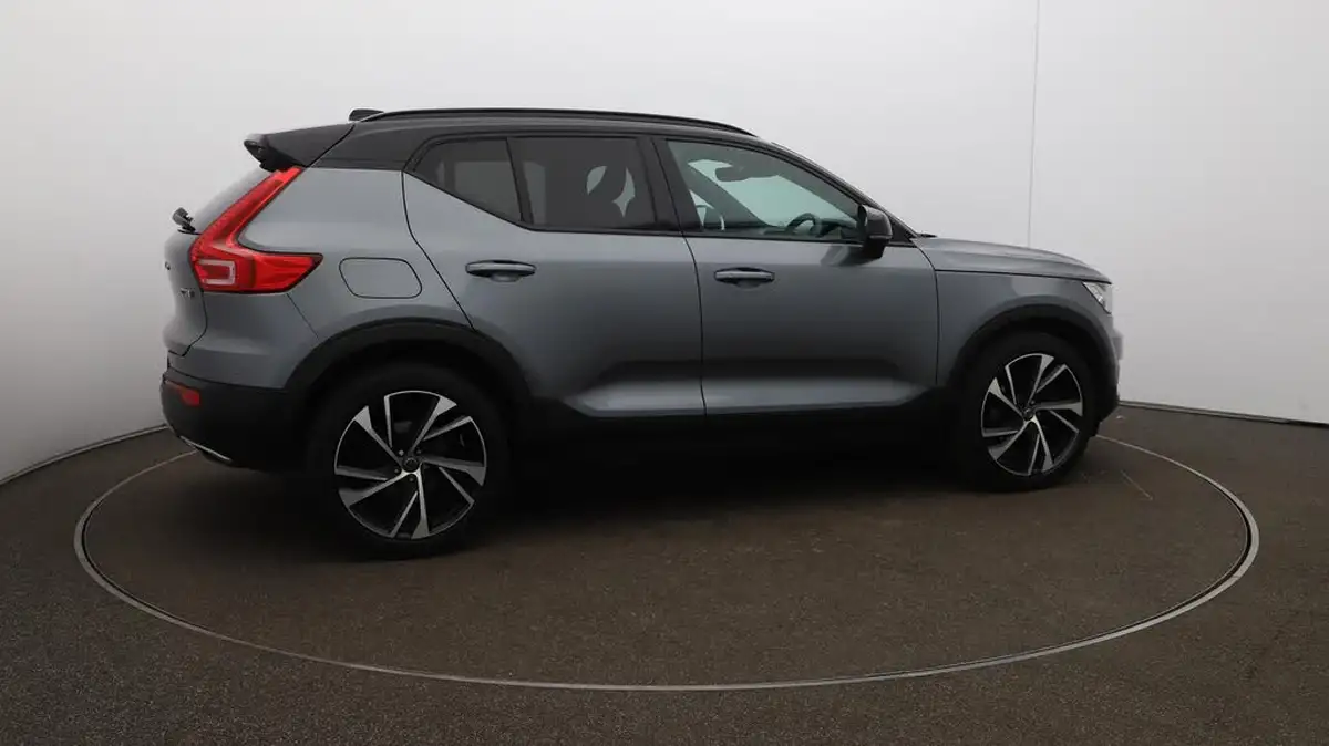 2019-volvo-xc40-20td-d3-r-design-pro-awd-geartronic-big-53