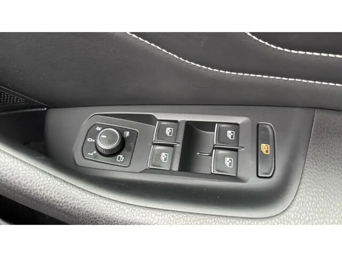 2020-volkswagen-passat-15-tsi-r-line-saloon-4d-dsg-big-23