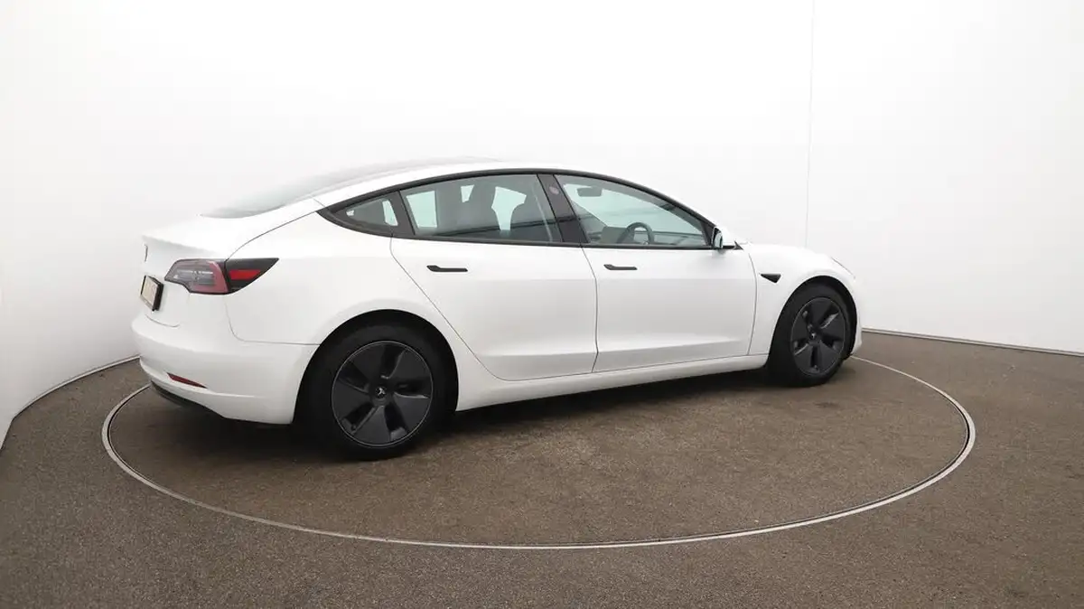 2021-tesla-model-3-e-standard-plus-big-51