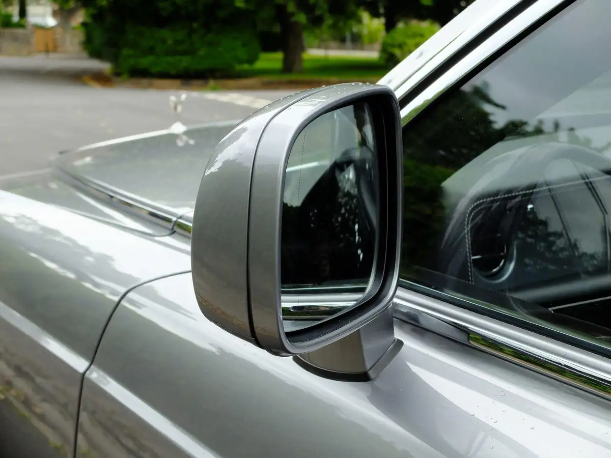 2016-rolls-royce-phantom-67-coupe-2d-big-34