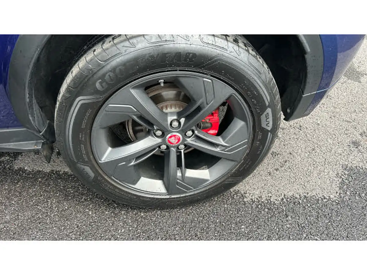 2021-jaguar-e-pace-20-d200-r-dynamic-black-big-25