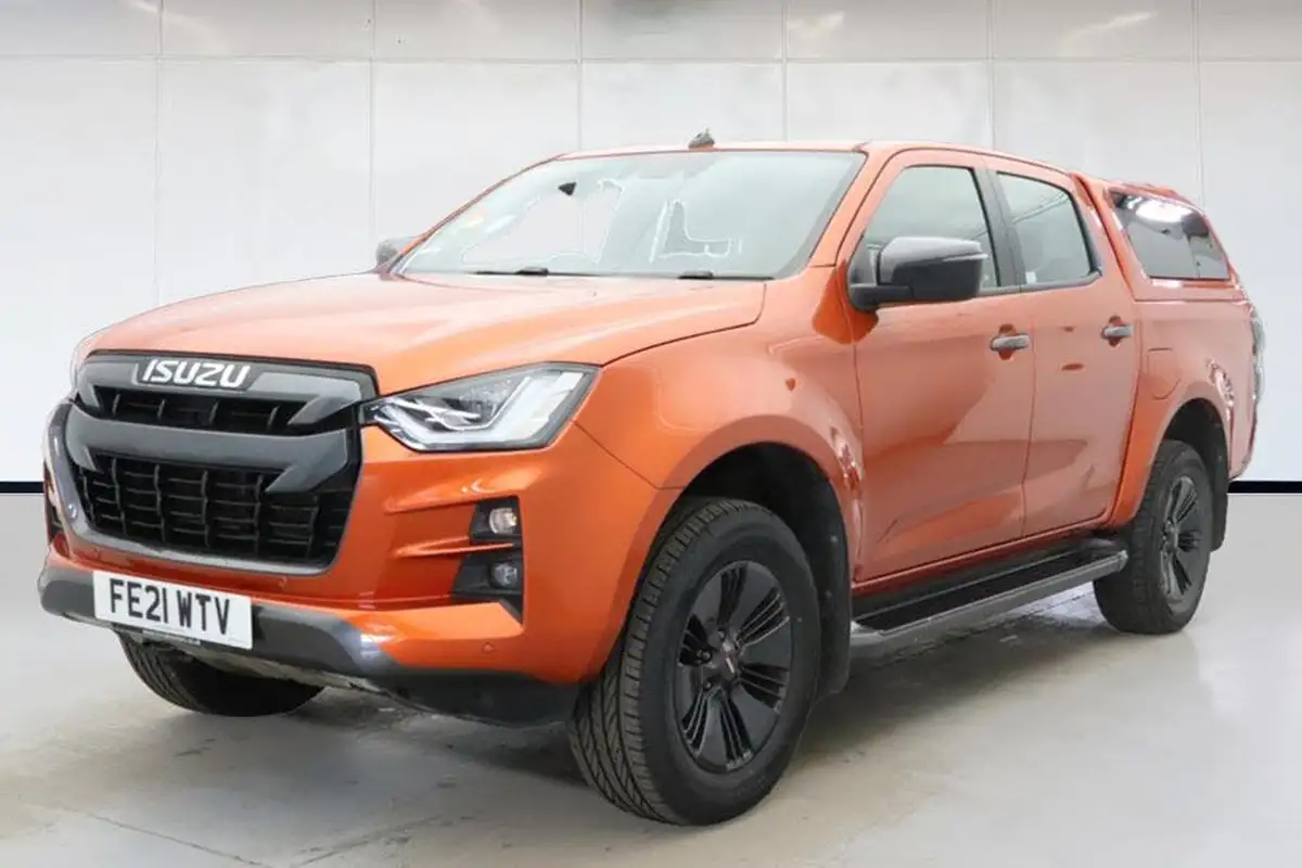 2021-isuzu-d-max-19td-v-cross-auto-big-1
