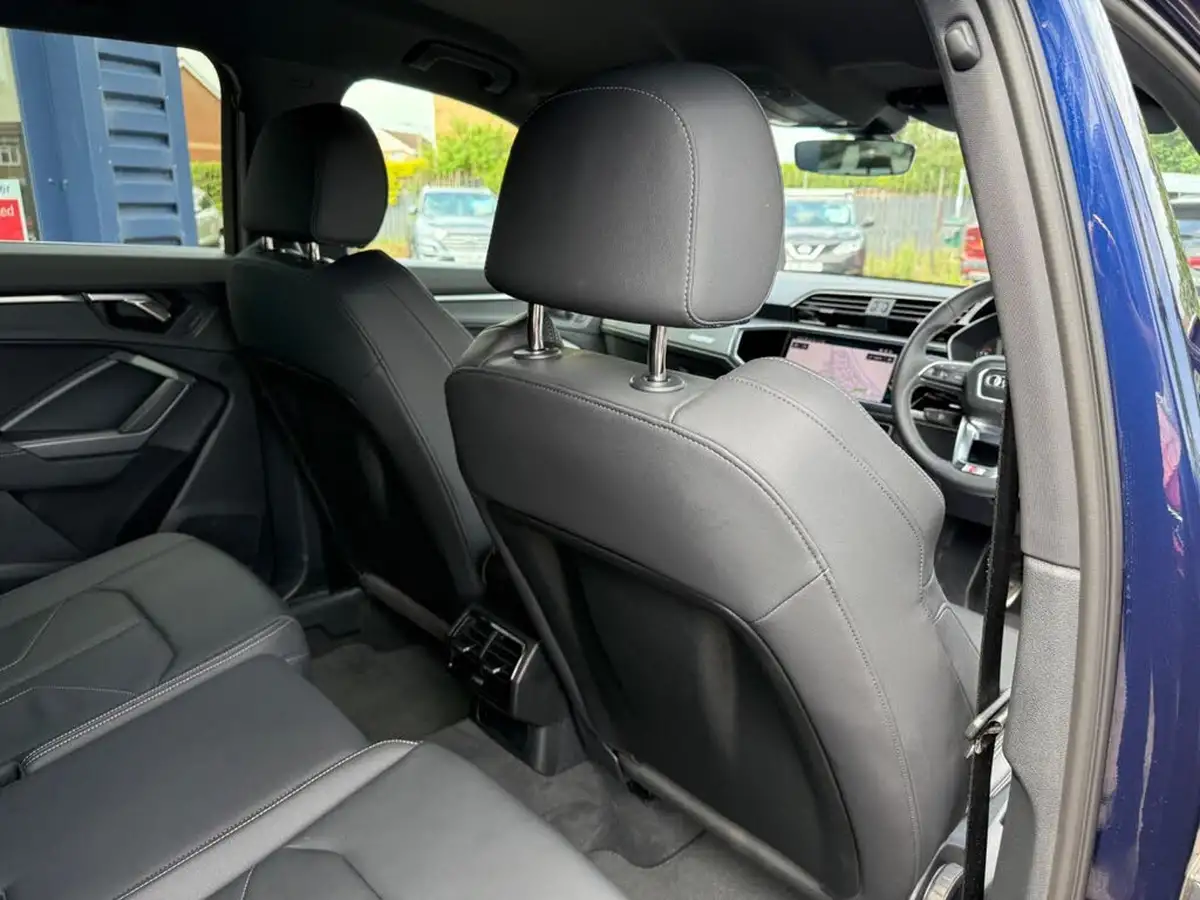 2024-audi-q3-15-35-tfsi-s-line-station-wagon-big-30