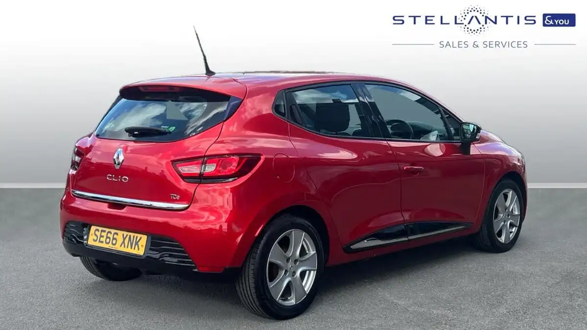 2016-renault-clio-09-tce-dynamique-nav-big-2