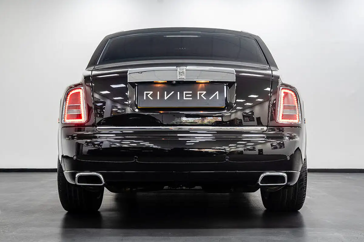 2012-rolls-royce-phantom-67-big-11