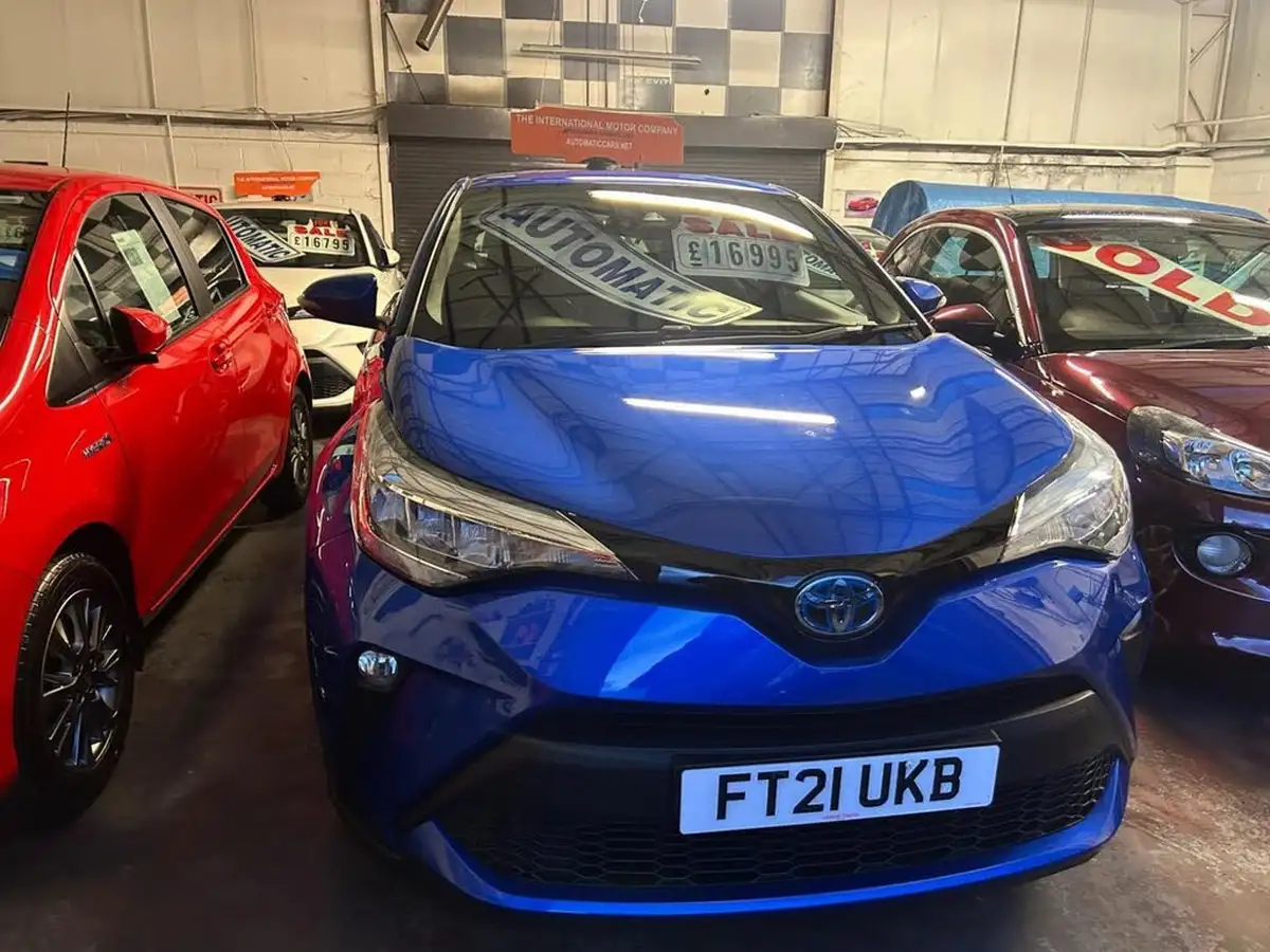 2021-toyota-c-hr-18-vvt-i-icon-big-9