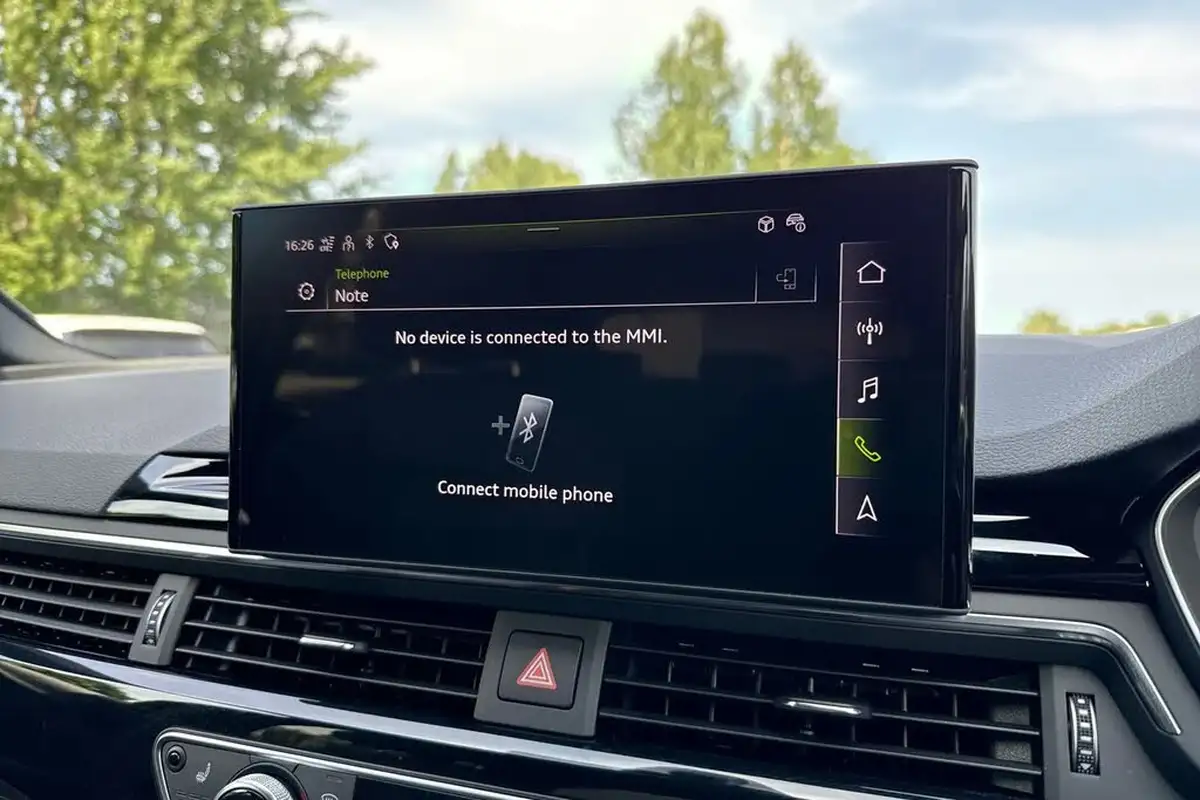 2024-audi-a4-avant-20-35-tfsi-black-edition-big-49