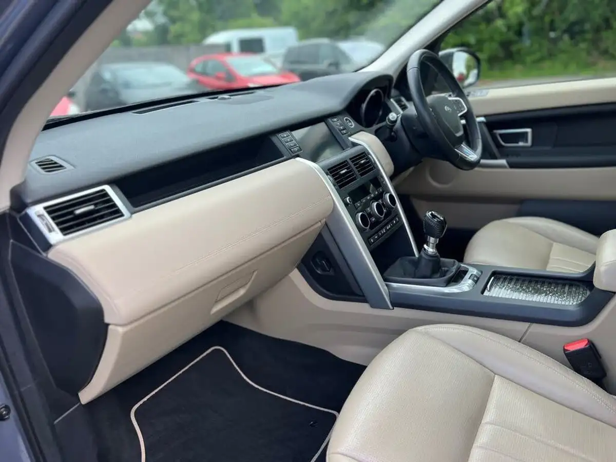 2018-land-rover-discovery-sport-20td4-hse-182ps-big-18