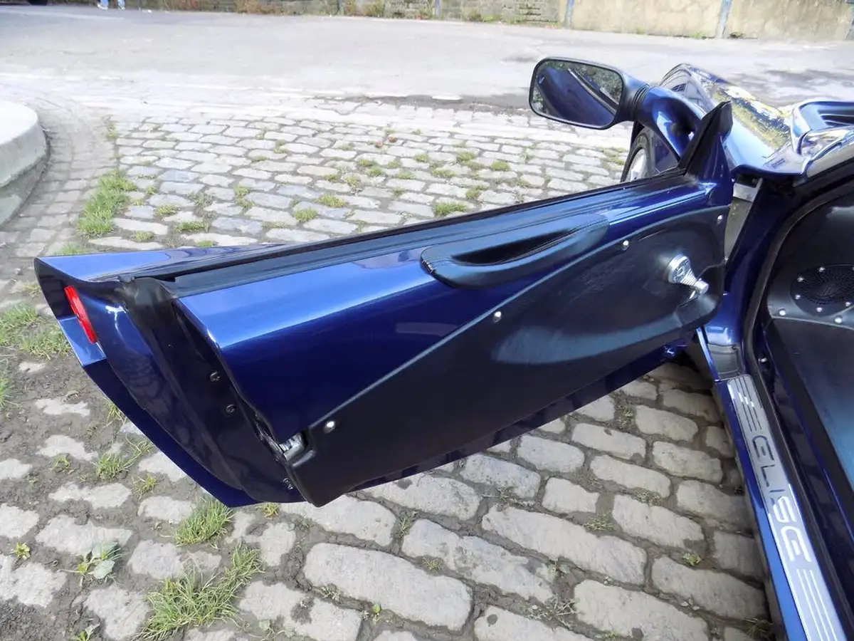 2001-lotus-elise-18-big-39