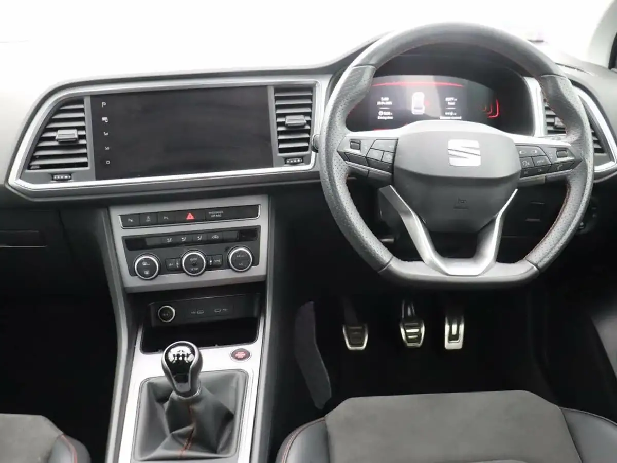 2024-seat-ateca-15-ecotsi-fr-big-22