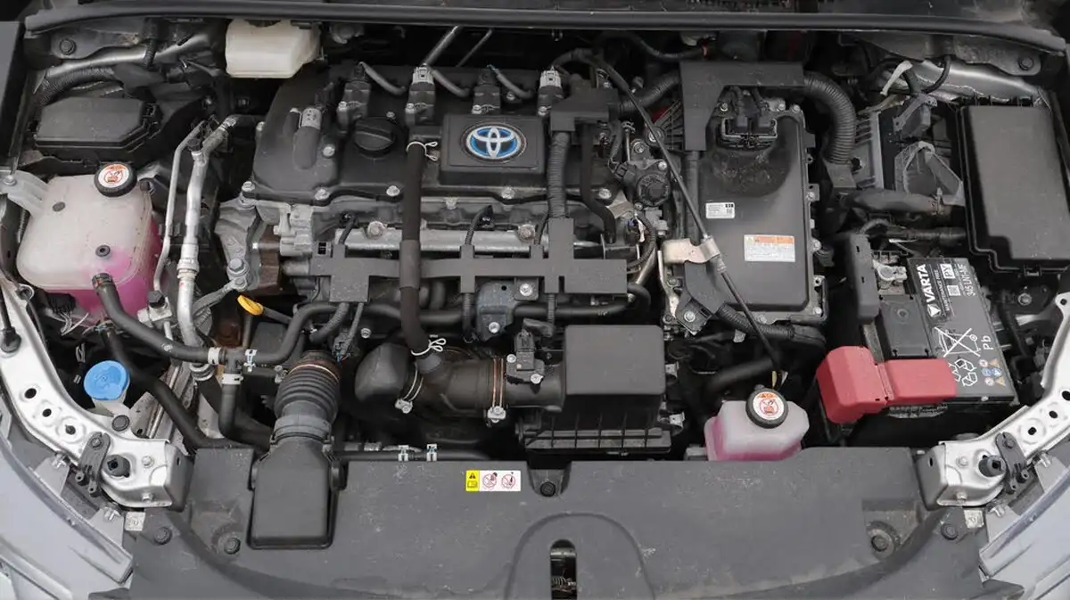 2021-toyota-corolla-18-vvt-i-icon-tech-spare-wheel-touring-sports-5d-big-19