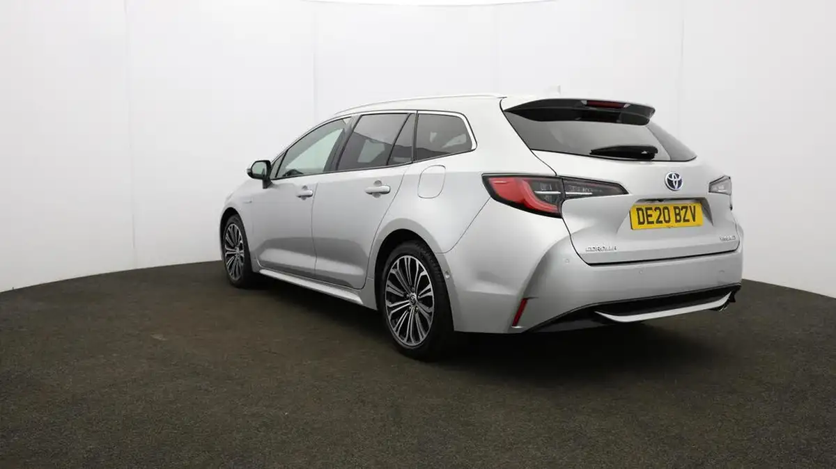 2020-toyota-corolla-20-vvt-i-excel-spare-wheel-touring-sports-big-33