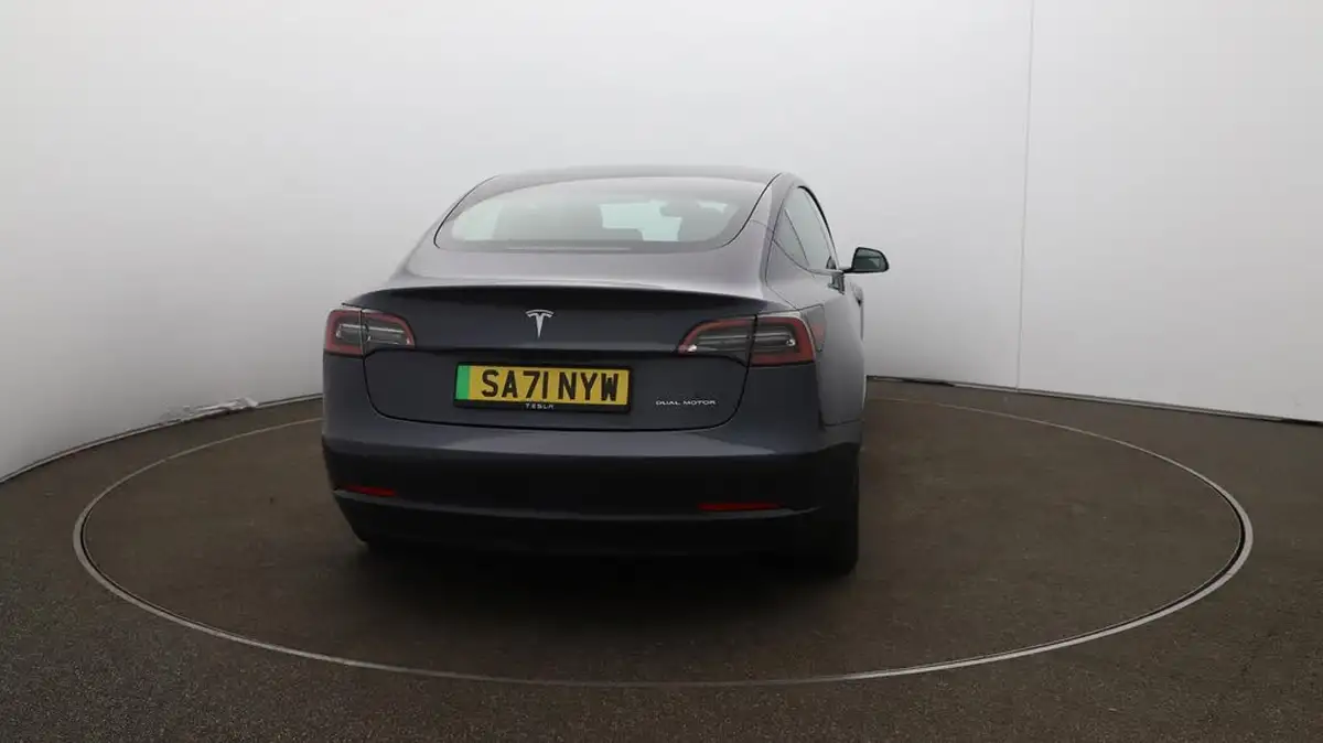 2021-tesla-model-3-e-long-range-awd-big-56