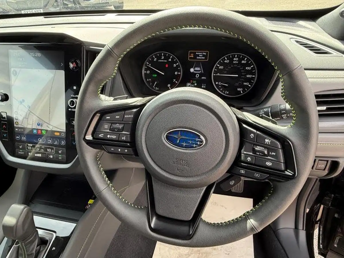 2025-subaru-forester-20-e-boxer-field-big-26