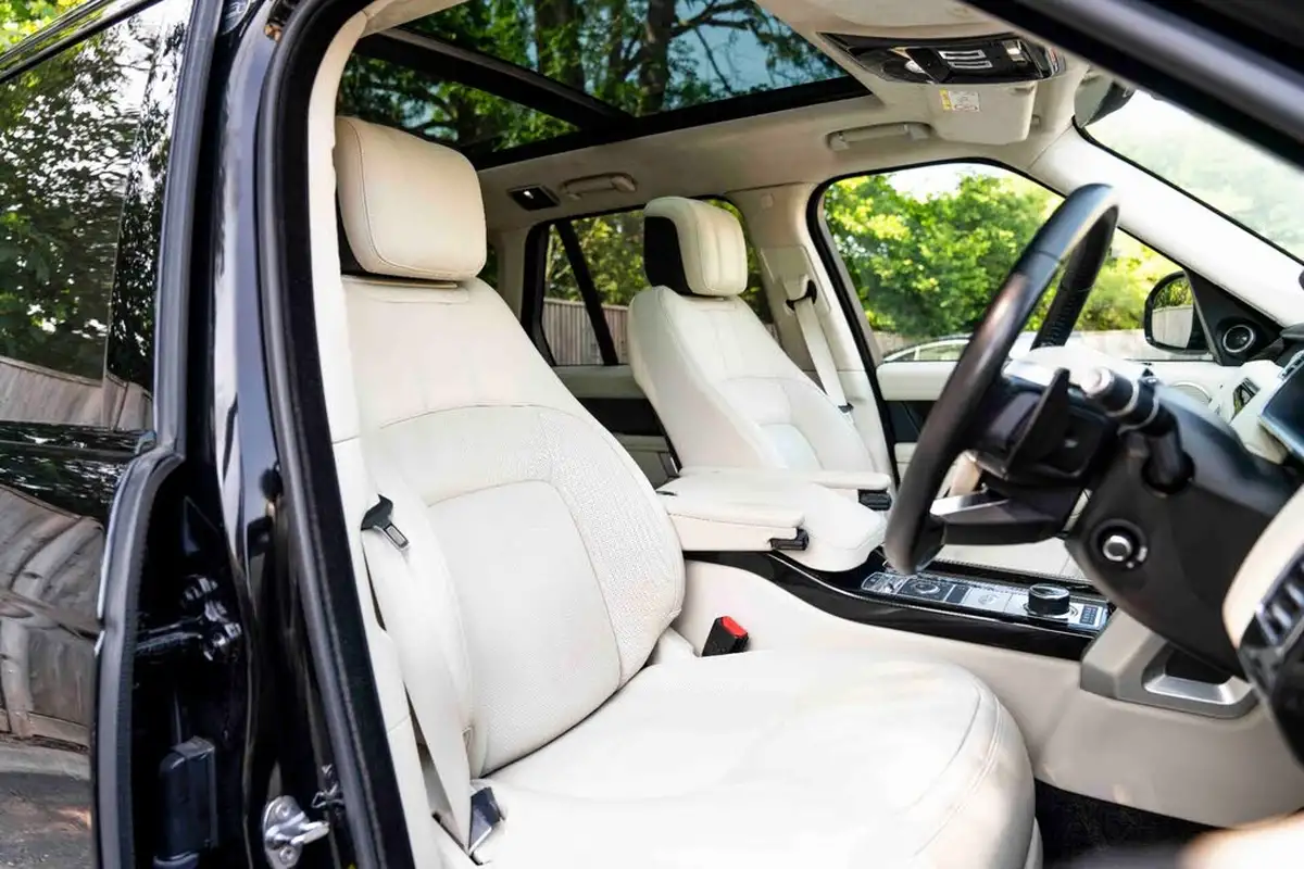 2020-land-rover-range-rover-30-sdv6-westminster-big-7