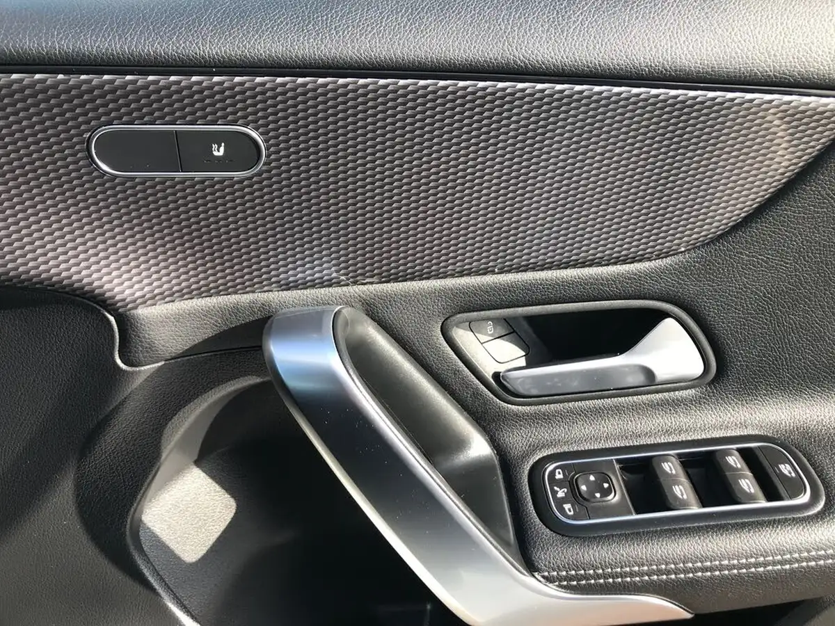 2020-mercedes-benz-a-class-13-a200-sport-executive-hatchback-5d-big-28