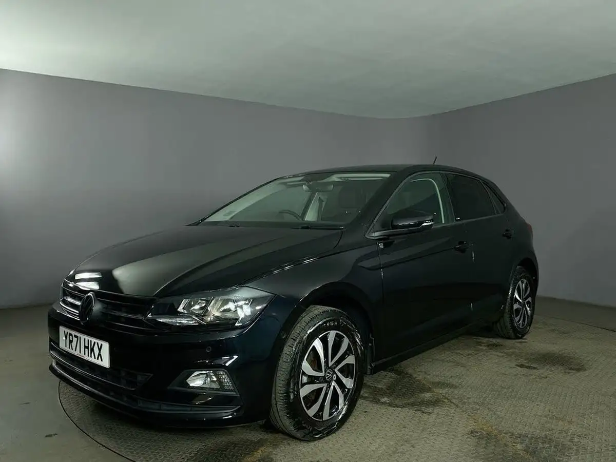 2021-volkswagen-polo-10-tsi-active-big-3