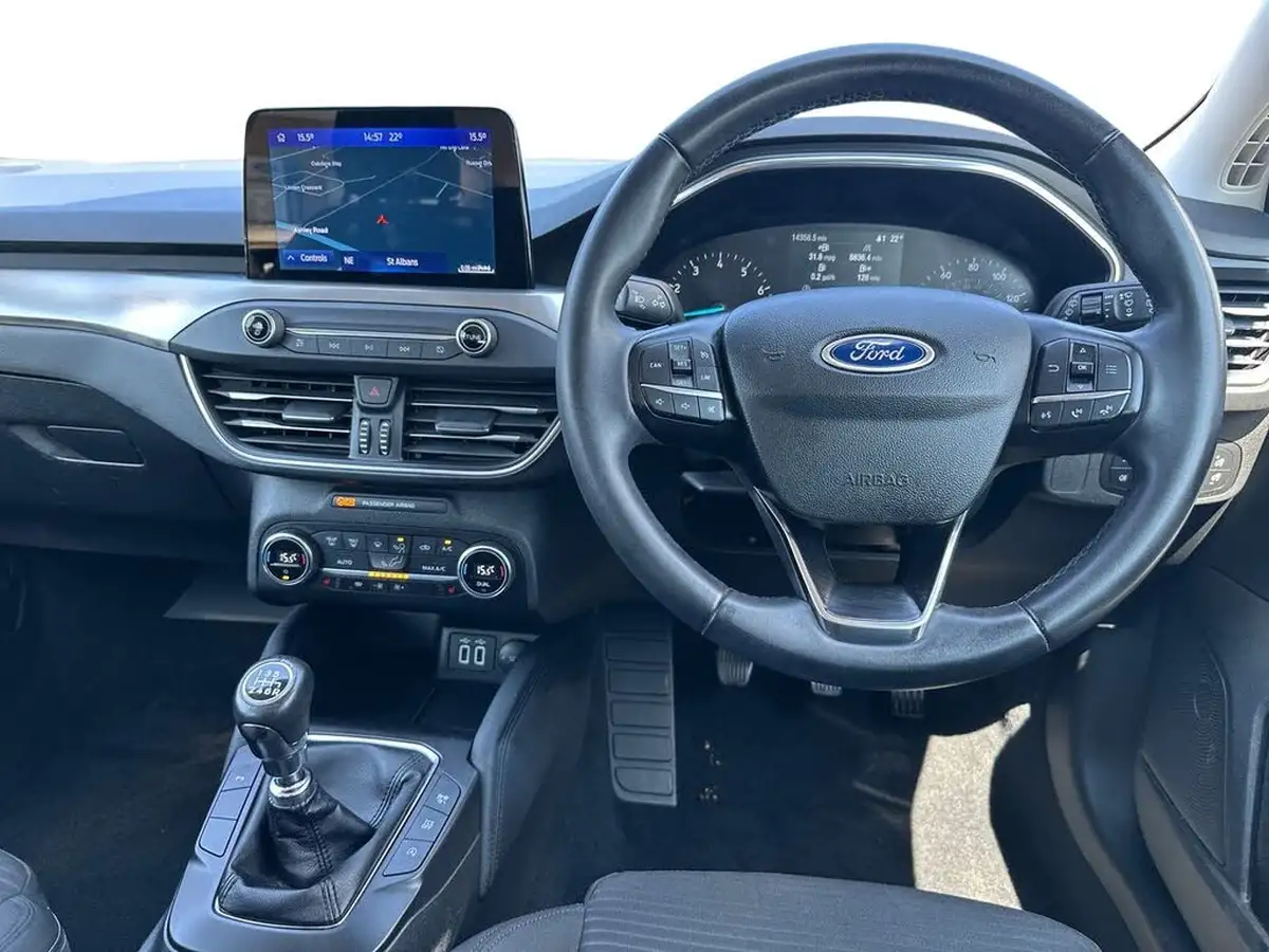 2022-ford-focus-10t-titanium-125ps-estate-big-15
