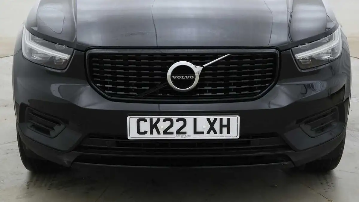 2022-volvo-xc40-15-t3-r-design-auto-big-42