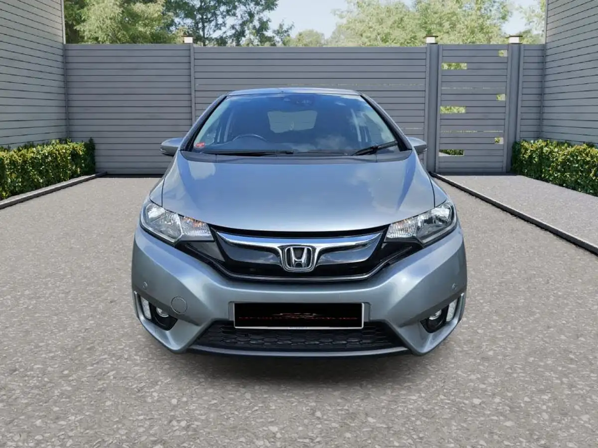 2016-honda-jazz-13-i-vtec-ex-cvt-big-1