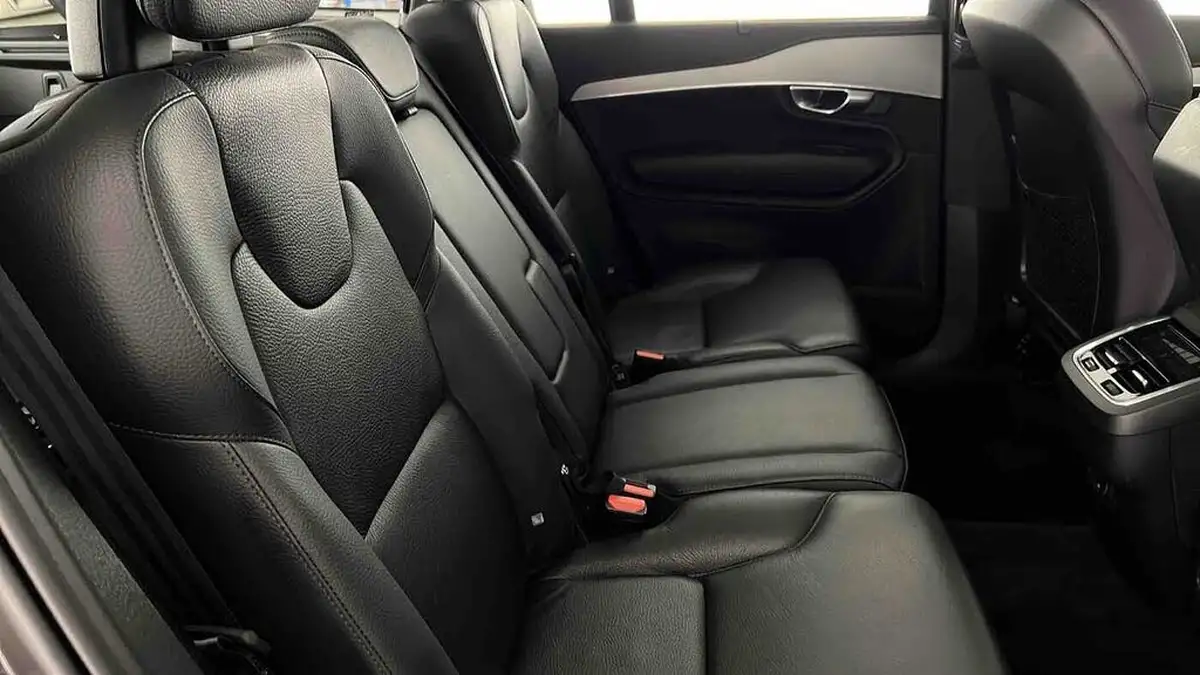 2023-volvo-xc90-20-b5-plus-big-22
