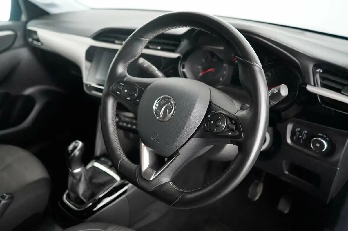 2021-vauxhall-corsa-12i-se-big-36