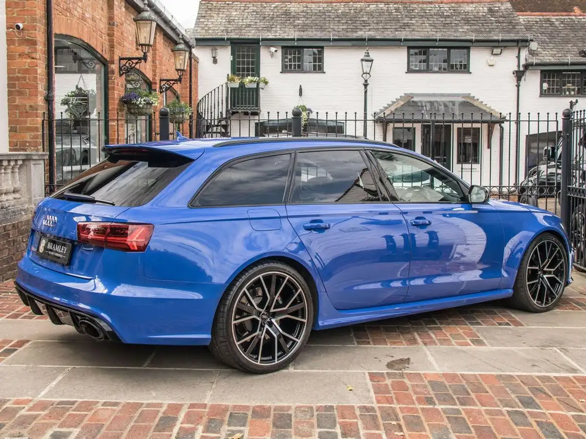 2018-audi-rs6-avant-40-tfsi-quattro-performance-big-6