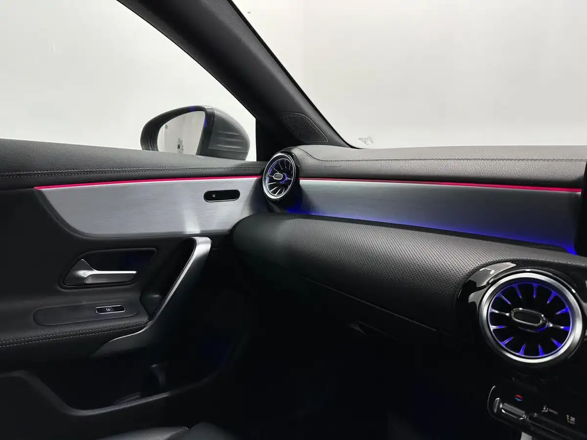 2021-mercedes-benz-cla-20-cla-250-amg-line-premium-shooting-brake-5d-big-24