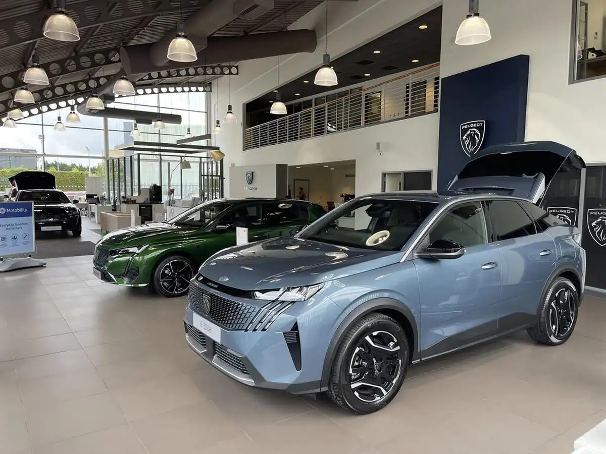 2021-ford-kuga-15t-st-line-edition-big-44