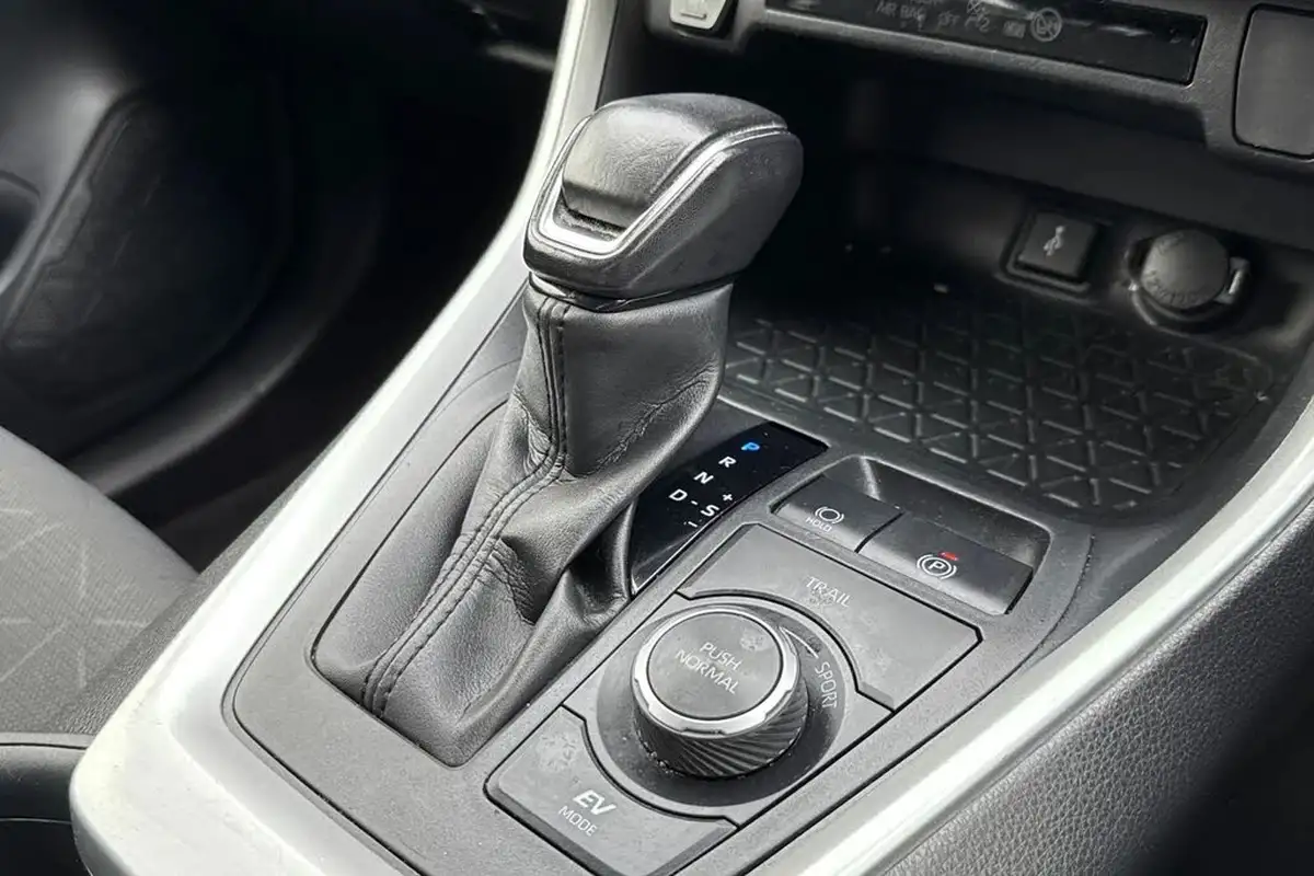 2022-toyota-rav4-25-vvt-i-design-219bhp-big-22