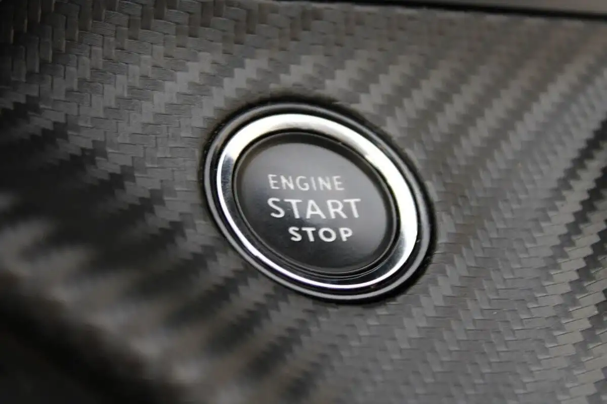 2022-peugeot-208-15-bluehdi-active-premium-big-29