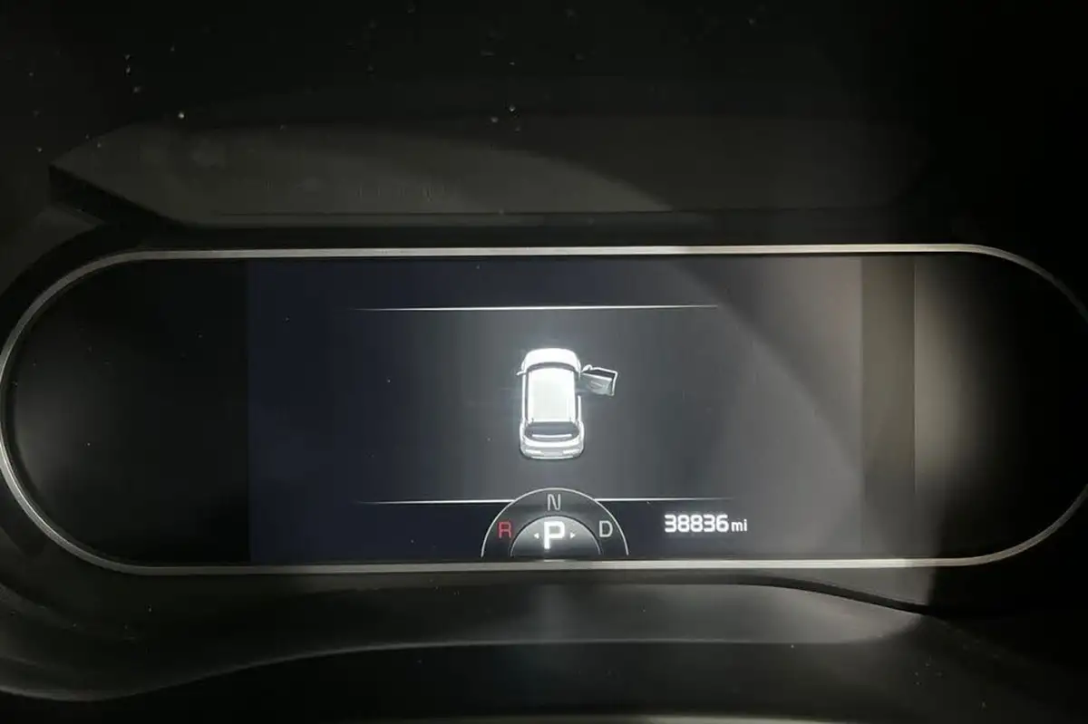 2021-kia-soul-ev-first-edition-big-13