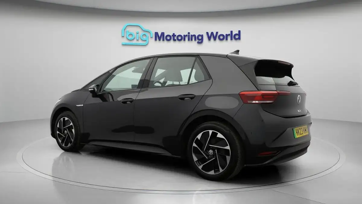 2023-volkswagen-id3-e-life-204ps-58kwh-pro-performance-big-5
