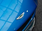 2019-aston-martin-db11-small-26