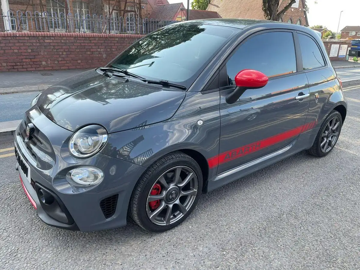 2020-abarth-595-14-tjet-big-10