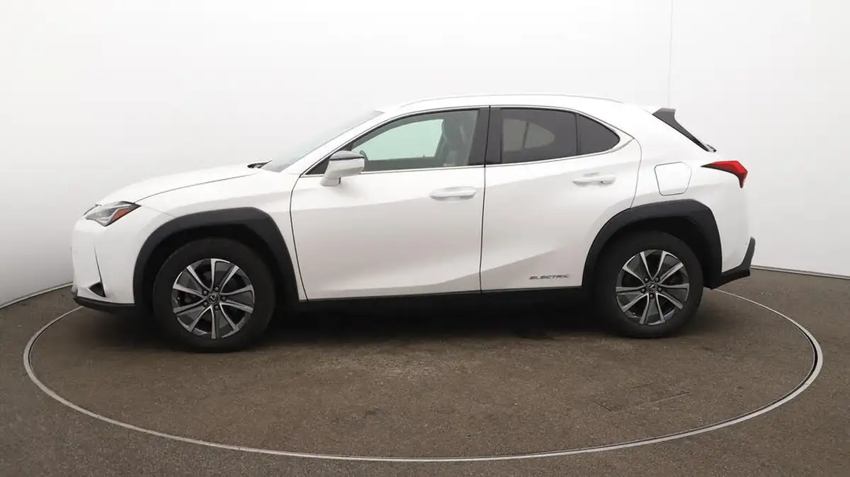2021-lexus-ux-300e-e-ux-big-65