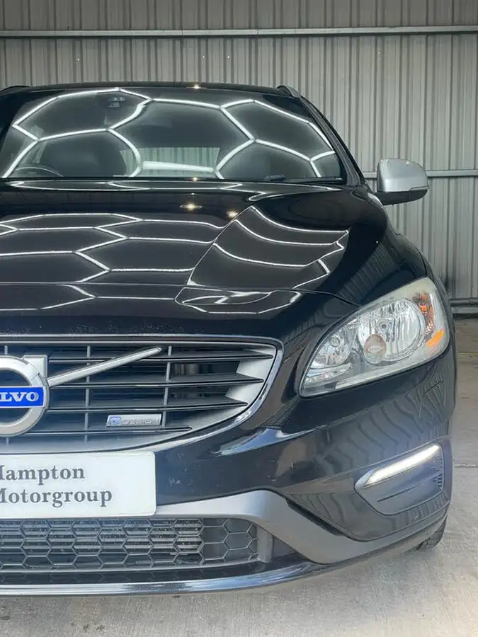2015-volvo-v60-16td-d2-r-design-big-5