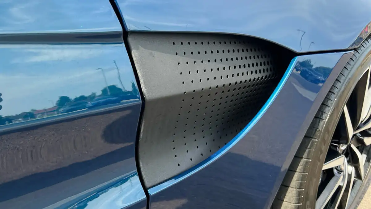 2019-aston-martin-vantage-40-v8-vantage-big-16