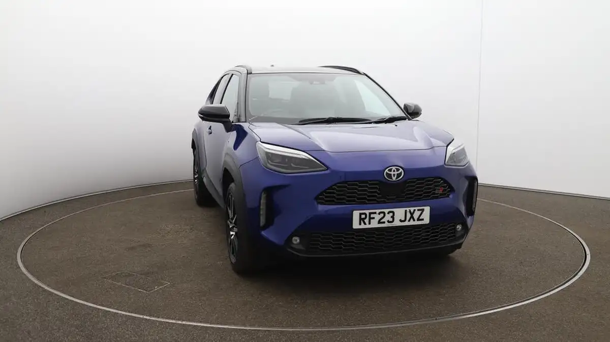 2023-toyota-yaris-cross-15-vvt-i-gr-sport-big-40