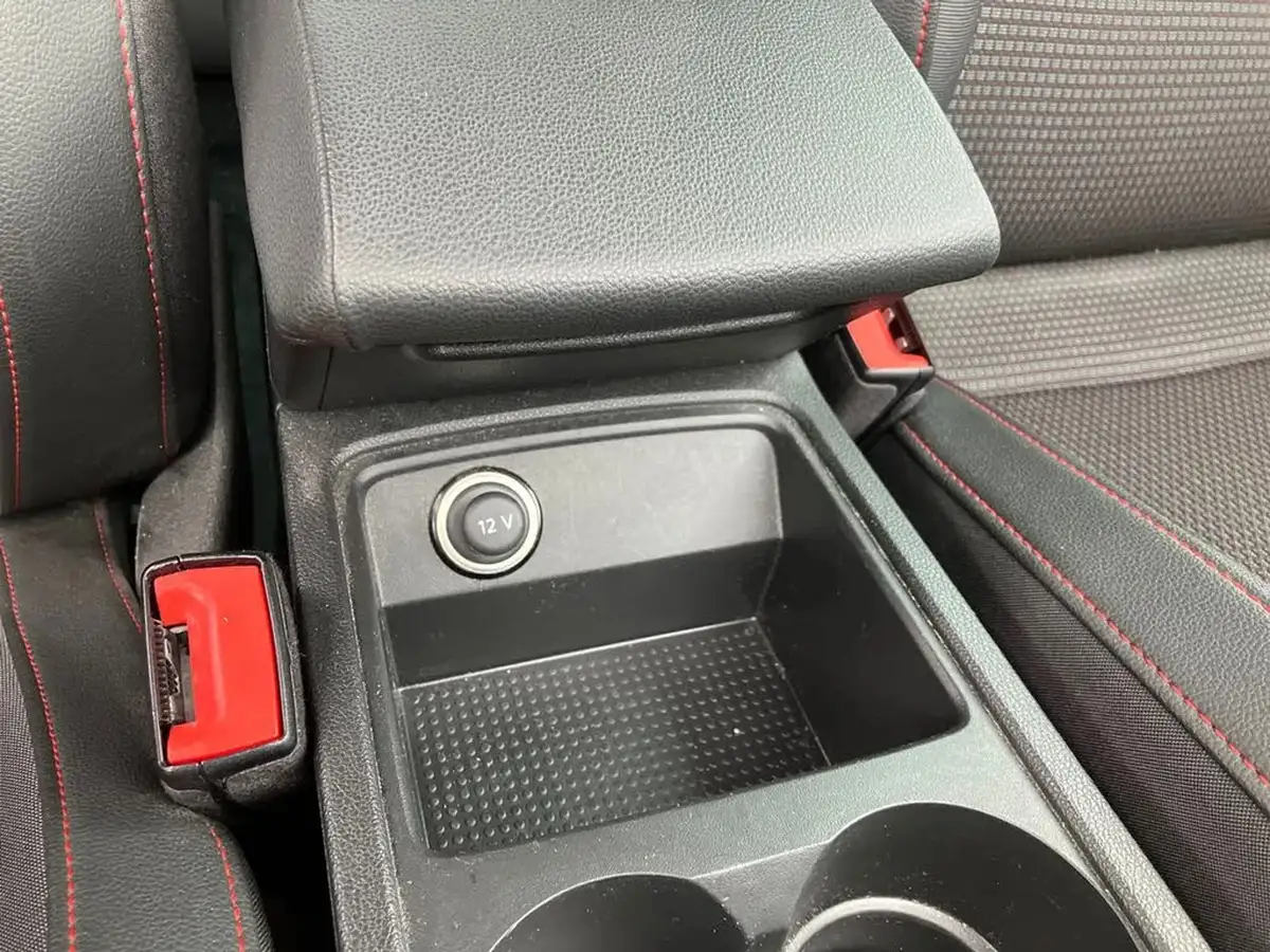 2020-seat-leon-15-tsi-evo-fr-150ps-hatchback-dsg-big-41