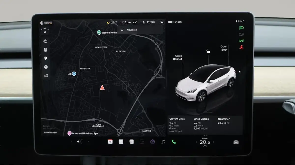 2023-tesla-model-y-e-long-range-big-11