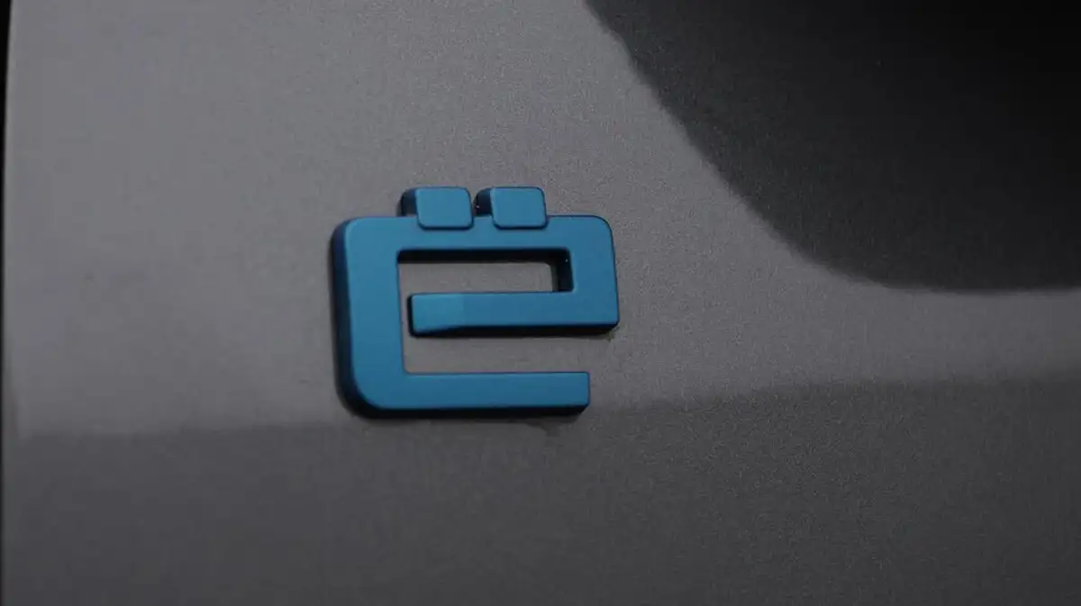 2022-citroen-c4-e-shine-plus-big-20
