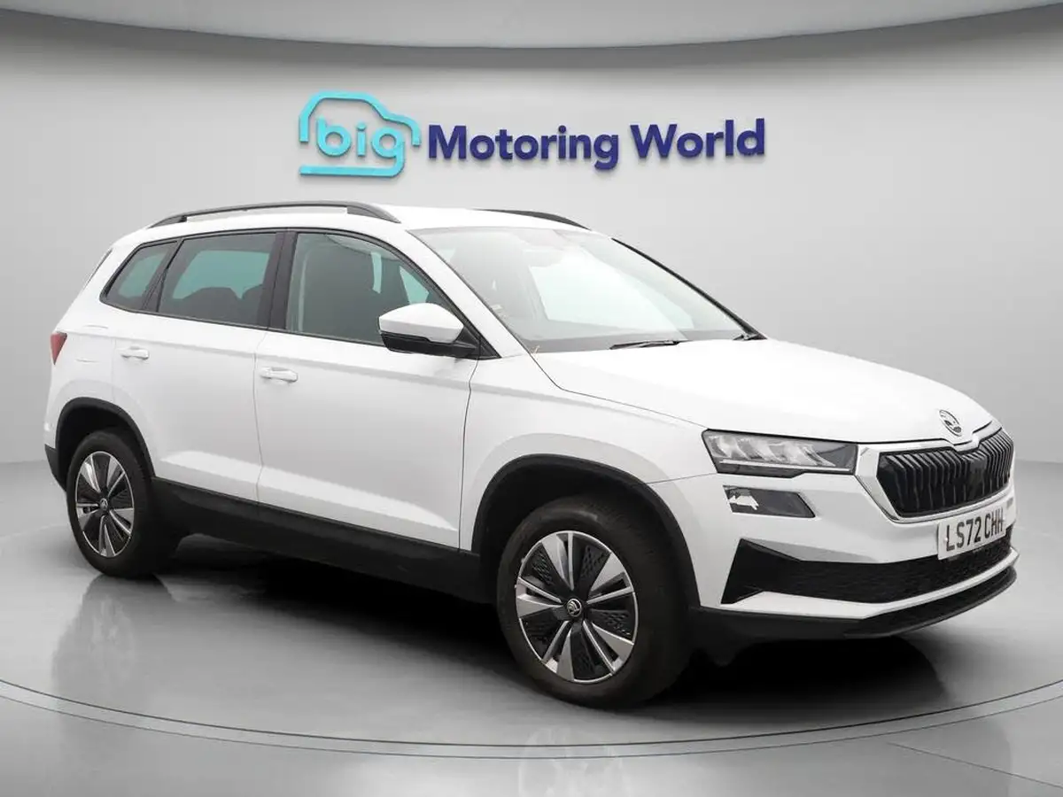 2022-skoda-karoq-15-tsi-se-drive-dsg-big-0